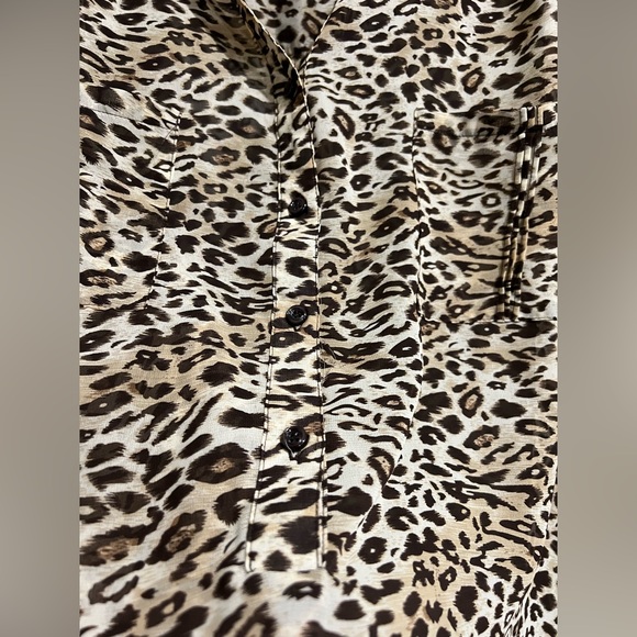 ⚡️Jessica Animal Print Blouse - Picture 9 of 9
